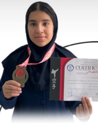 یلدا پرتلاش